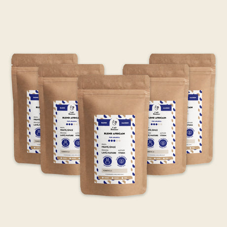 5 paquets de café en grains Blend Africain de Café Bonnac, conditionnement professionnel de 5 kg.